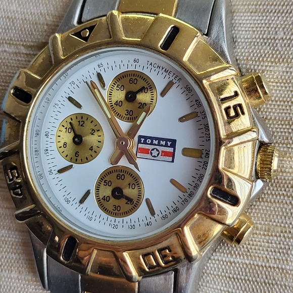 Vintage Tommy Hilfiger woman wristwatch - Picture 2 of 7
